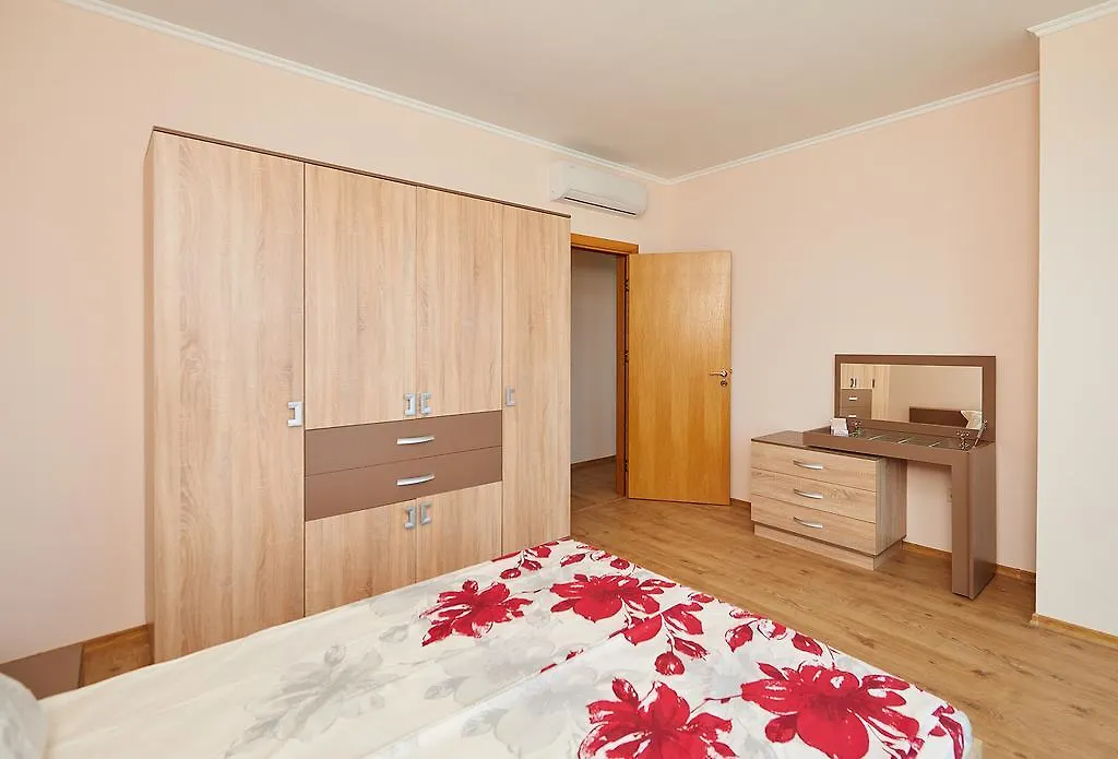 Pomorie Seafront Apartments